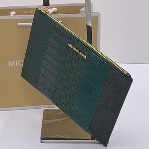 Michael Kors JST XL Zip Clutch Wristlet - Racing Green Multi